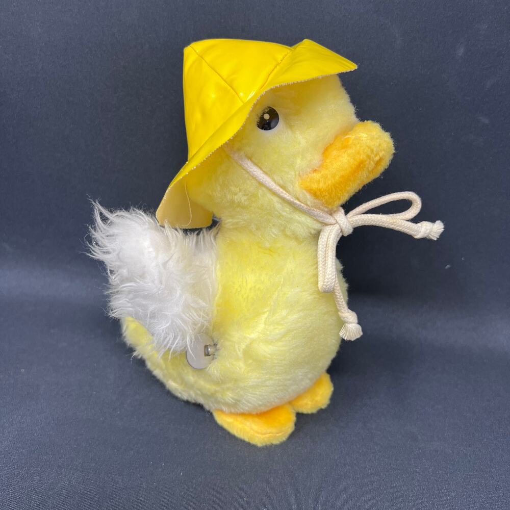 Eden Vintage Musical Duck Plush Yellow Vinyl Rain Hat Works‎ Head Moves